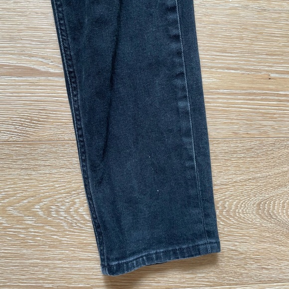 Everlane • Classic Straight Jeans - Picture 5 of 9